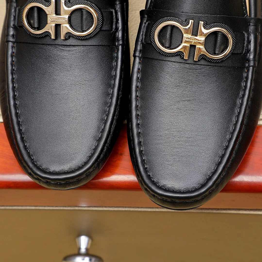 Men's shoes 💰360 🕷🕷【Ferragamo】Ferragamo Popular fashionable casual slip-on shoes🇨🇳Official website counter 1:1 production, original mold opening💯Good quality visible, imported high-end first-layer calfskin, luxurious pigskin lining🌿Very clear texture, high-quality waterproof, non-slip and wear-resistant outsole🎋High quality and low price, truly handmade🍓Color, code number 38-45